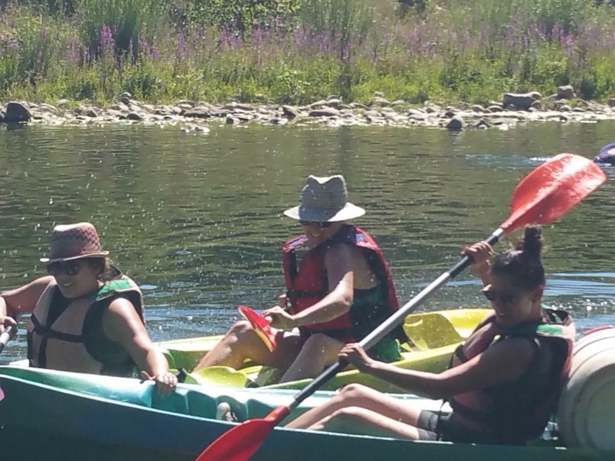 Camping La Chataigneraie Gravieres 外观 照片